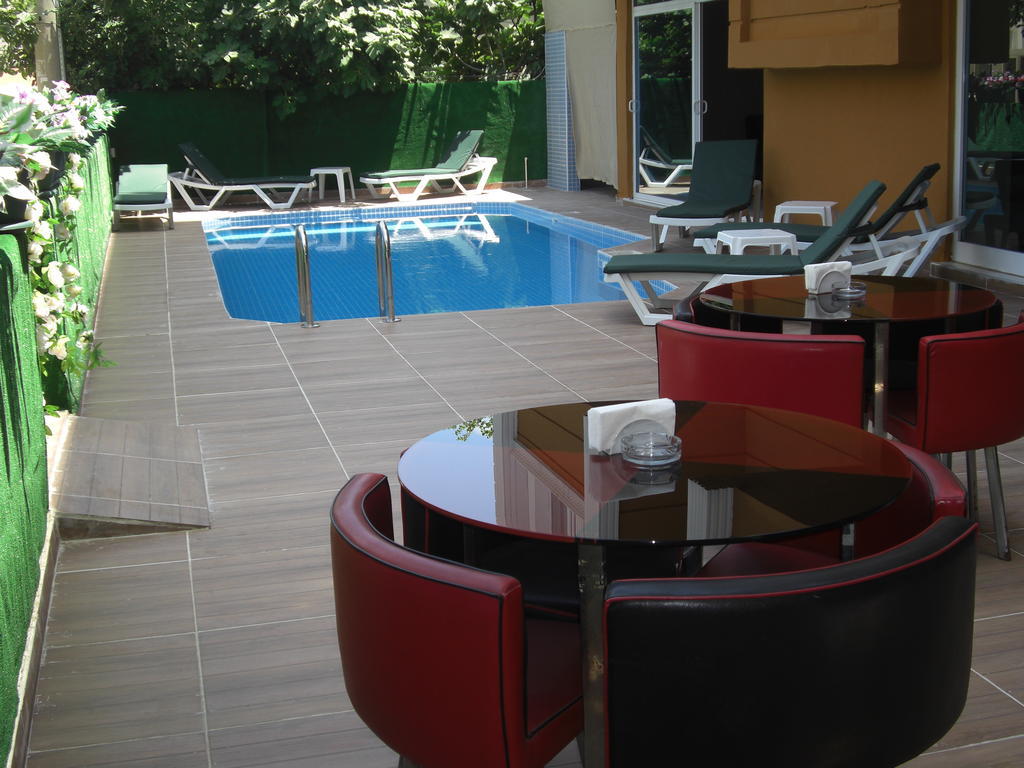 Lara Atalla Hotel Antalya Exteriör bild
