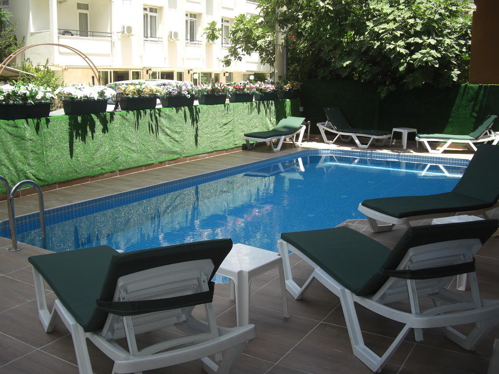 Lara Atalla Hotel Antalya Exteriör bild
