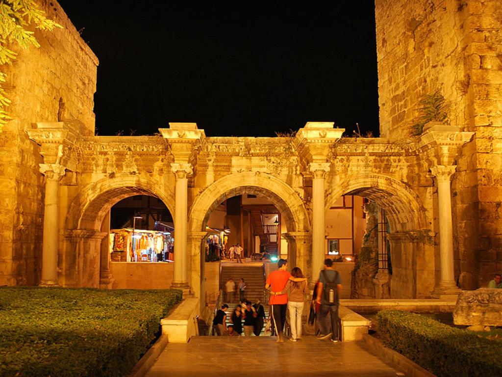 Lara Atalla Hotel Antalya Exteriör bild